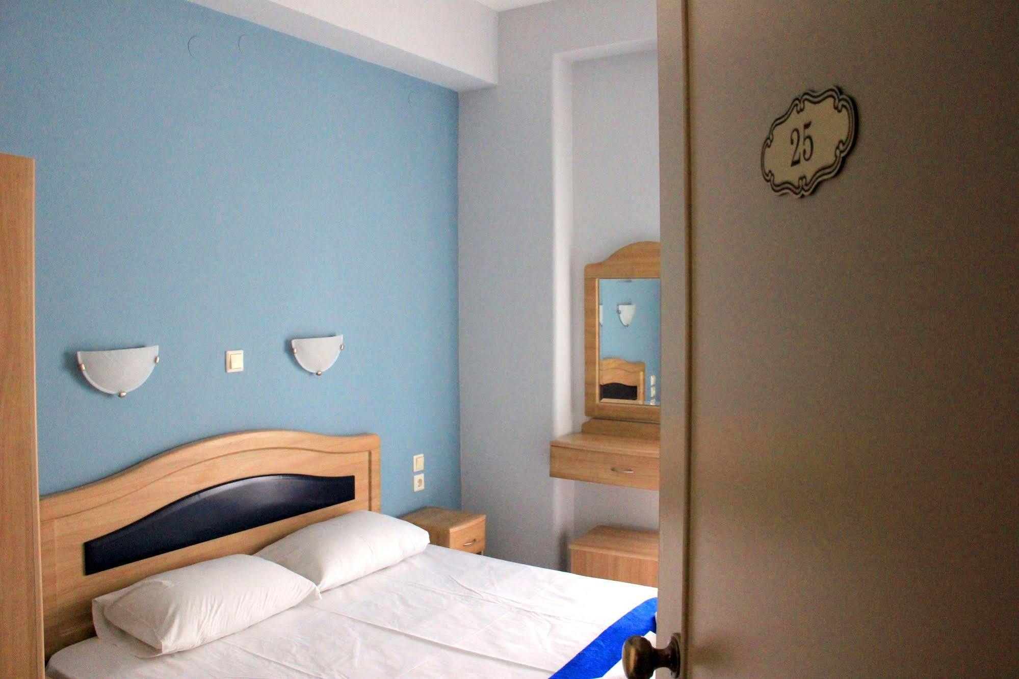 Hotel Argo Volos Bagian luar foto